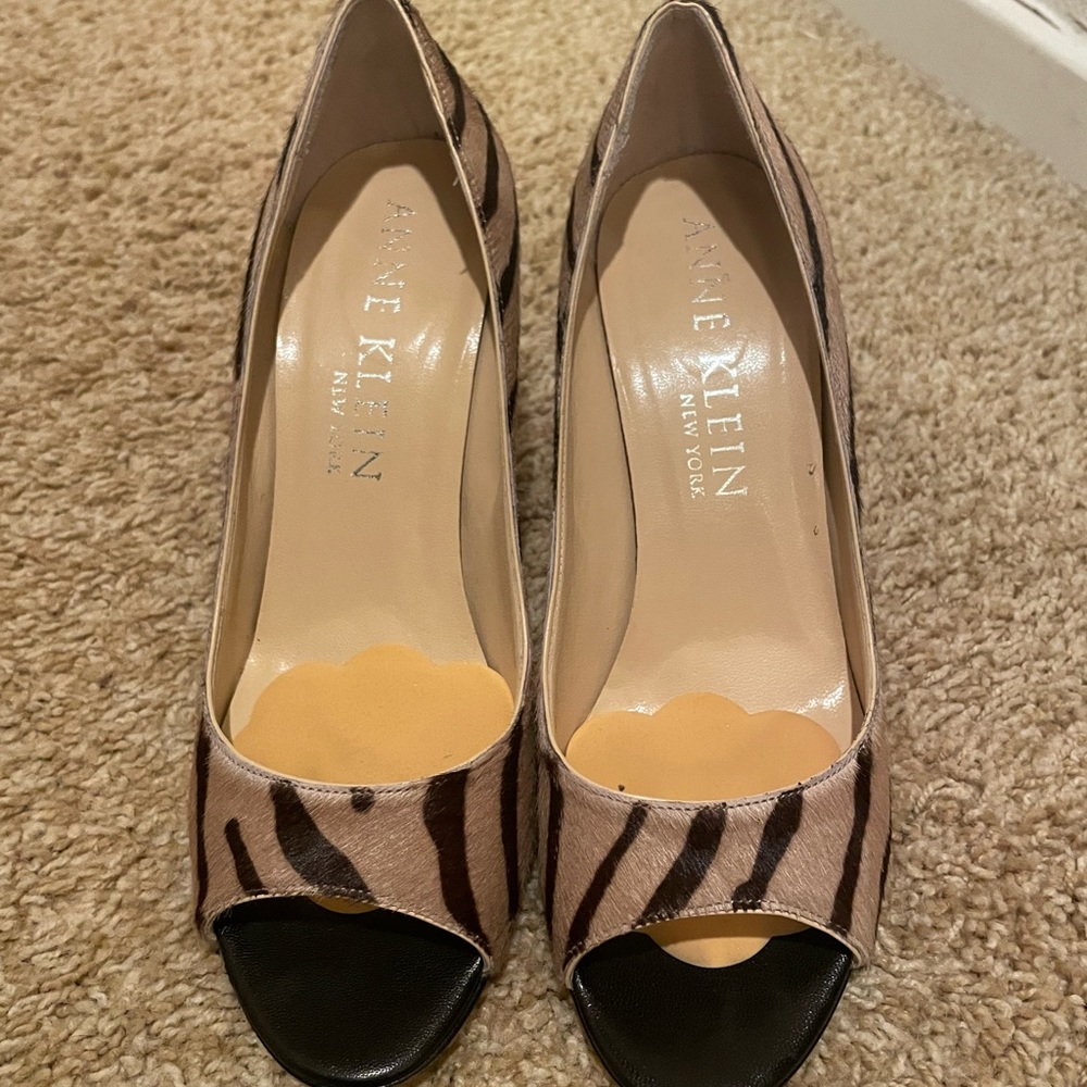 Anne Klein heel